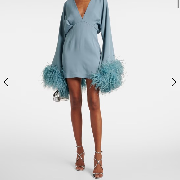 TALLER MARMO
Magnifique feather-trimmed minidress IN CREAM - Picture 2 of 7